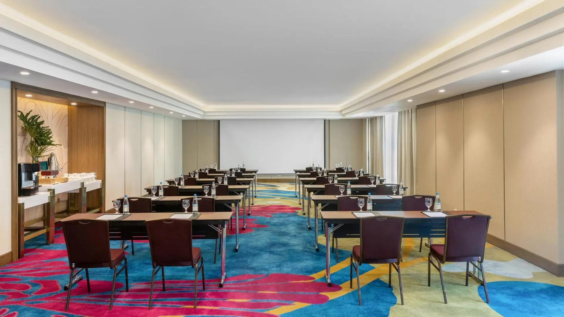 Hotel Dusit Thani Manila Makati City