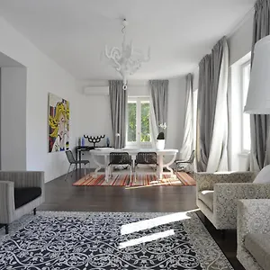  Apartment Charon With Garage Croatia