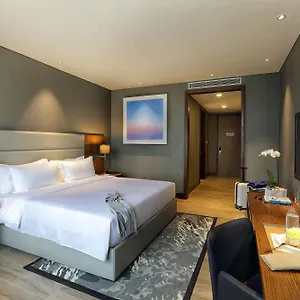 Makati Diamond Residences ***** Makati City